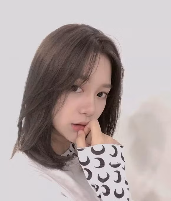 Những "kiểu tóc ngắn trung bình" đang được săn lùng nhất năm nay ảnh 4