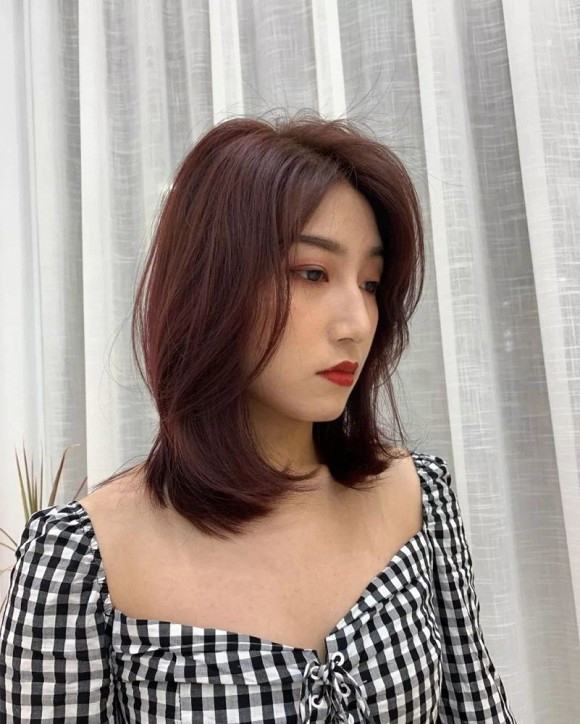Những "kiểu tóc ngắn trung bình" đang được săn lùng nhất năm nay ảnh 22 Những "kiểu tóc ngắn trung bình" đang được săn lùng nhất năm nay ảnh 22