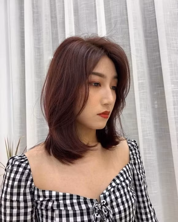 Những "kiểu tóc ngắn trung bình" đang được săn lùng nhất năm nay ảnh 22