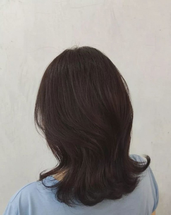 Những "kiểu tóc ngắn trung bình" đang được săn lùng nhất năm nay ảnh 16 Những "kiểu tóc ngắn trung bình" đang được săn lùng nhất năm nay ảnh 16