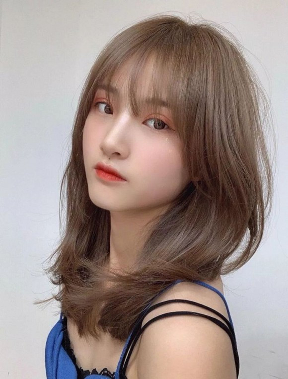 Những "kiểu tóc ngắn trung bình" đang được săn lùng nhất năm nay ảnh 12 Những "kiểu tóc ngắn trung bình" đang được săn lùng nhất năm nay ảnh 12