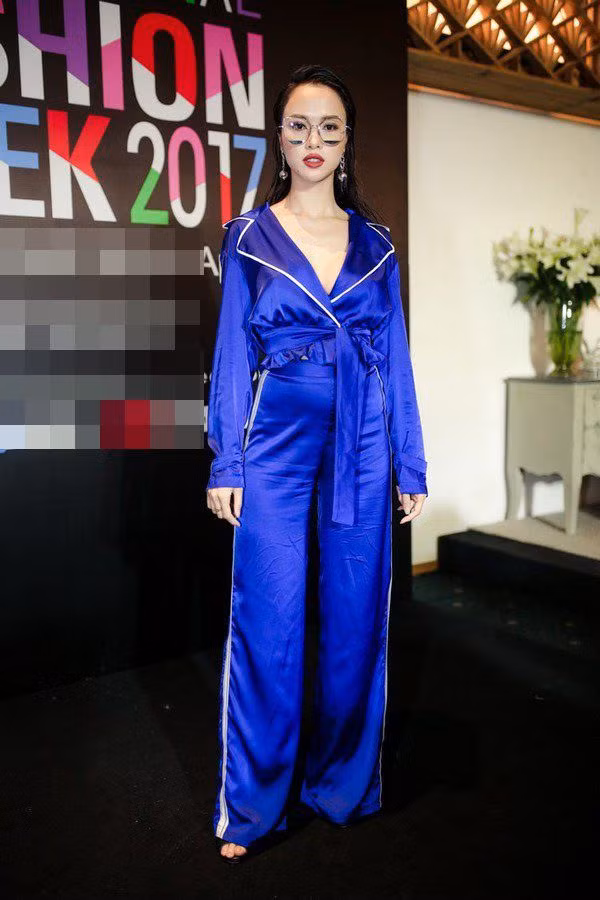 Lỗi diện đồ lụa dễ bị kém duyên ảnh 3