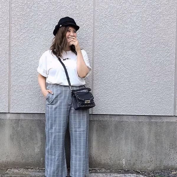 Cách mix đồ cực nhanh, chỉ cần 2 phút bạn đã xinh đẹp để đi siêu thị mùa dịch ảnh 4