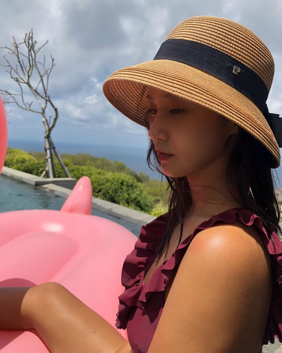 Học mỹ nhân Hàn cách diện bikini đơn giản vừa gợi cảm vừa che khuyết điểm ảnh 4