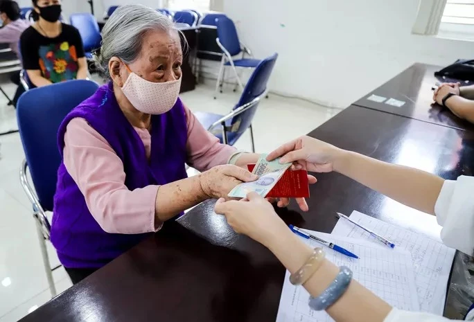 Nhận hỗ trợ trên… ti vi?