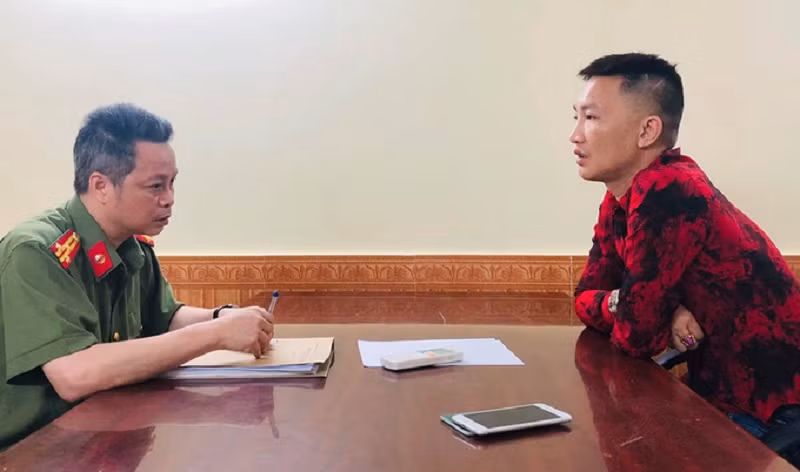 “Giang hồ mạng” xuất bản sách: Lỗ hổng trong văn hóa đọc