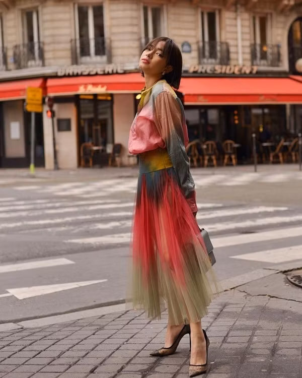 Loạt thời trang đón hè mát mẻ được dàn mỹ nhân Việt tích cực lăng xê ảnh 4