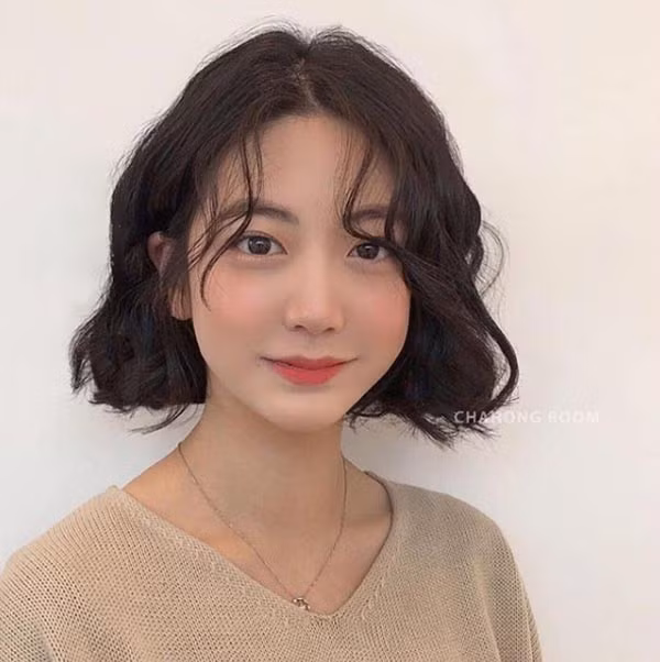 Những kiểu tóc xoăn cực đẹp hot nhất 2020 ảnh 15