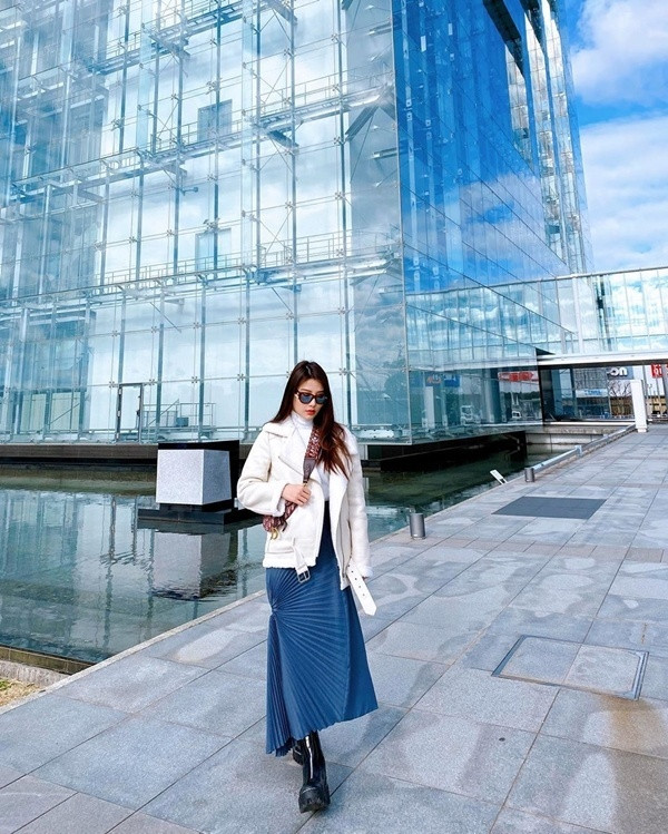 Phong cách sang chảnh từ đời thường đến thảm đỏ của Diễm My 9X ảnh 10