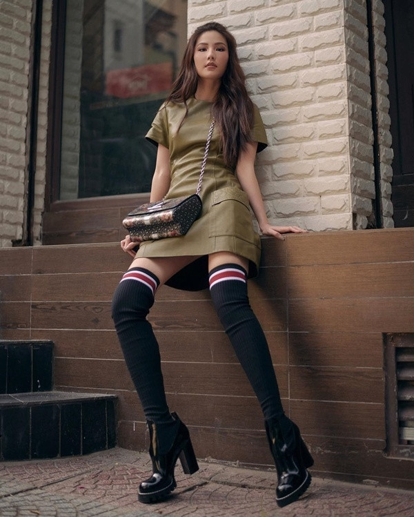 Phong cách sang chảnh từ đời thường đến thảm đỏ của Diễm My 9X ảnh 12