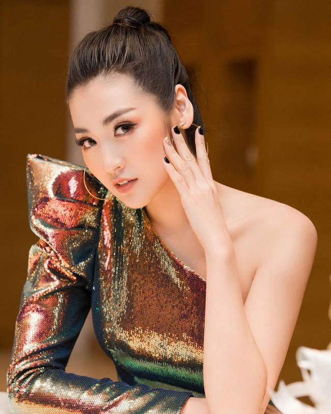 Những mẫu nail đơn giản nhưng cực kỳ sang chảnh ảnh 7 Những mẫu nail đơn giản nhưng cực kỳ sang chảnh ảnh 7