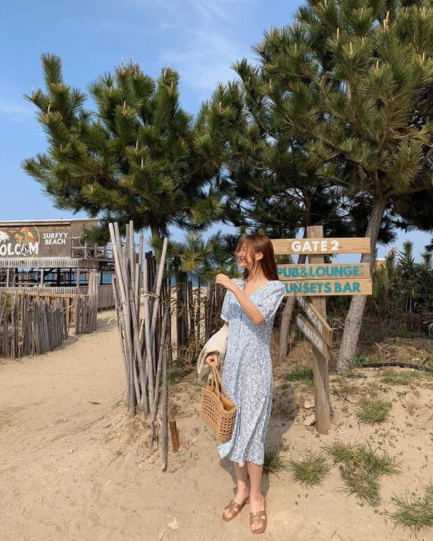 Loạt họa tiết hoa rực rỡ được dàn sao Việt tích cực lăng xê, chị em không diện hè này thì quá phí ảnh 18