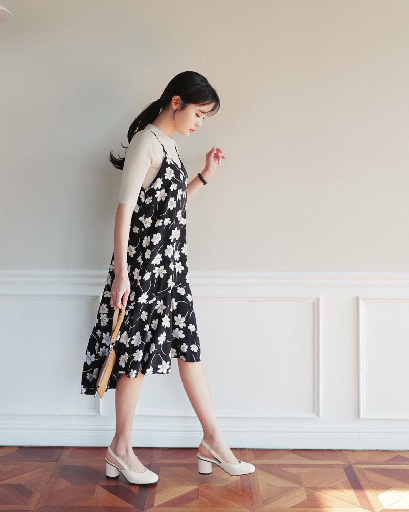 Loạt họa tiết hoa rực rỡ được dàn sao Việt tích cực lăng xê, chị em không diện hè này thì quá phí ảnh 17