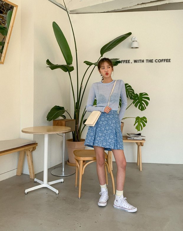 Loạt họa tiết hoa rực rỡ được dàn sao Việt tích cực lăng xê, chị em không diện hè này thì quá phí ảnh 15