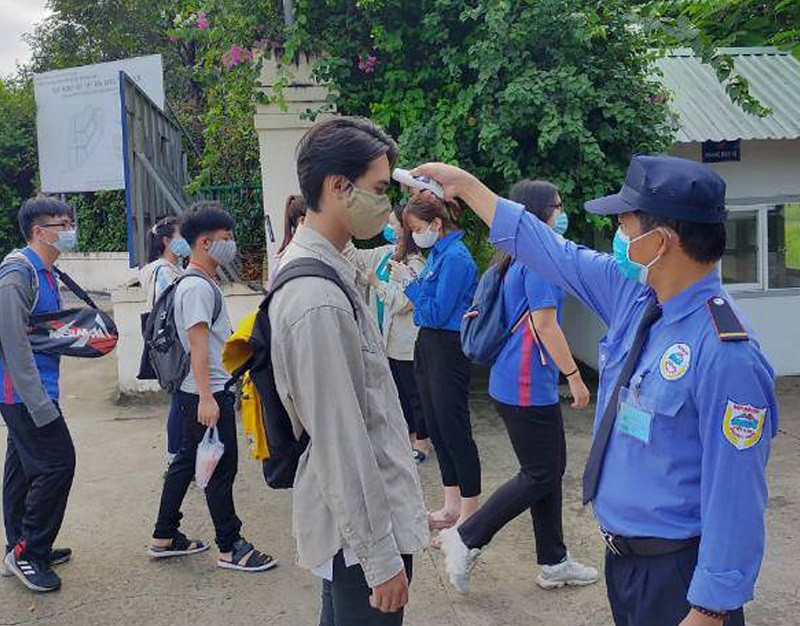 Trường đại học “tái đấu” với Covid-19