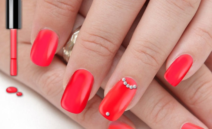 Những mẫu nail neon giúp nàng nổi bần bật mùa hè này ảnh 2