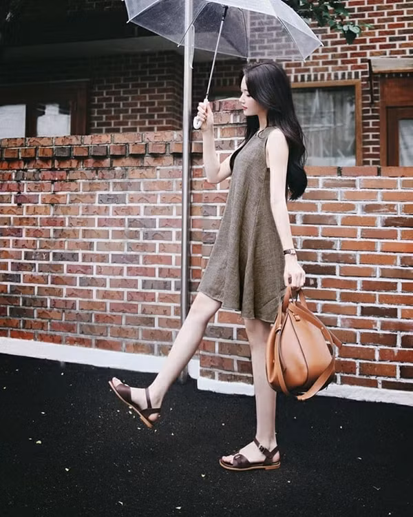 10 công thức phối đồ xinh hết nấc cho ngày mưa ảnh 3