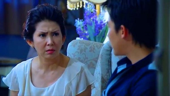 Thấy chiếc túi lạ mẹ chồng đeo trước ngực, tôi tò mò tìm cách mở ra xem và sốc với thứ bên trong Thấy chiếc túi lạ mẹ chồng đeo trước ngực, tôi tò mò tìm cách mở ra xem và sốc với thứ bên trong