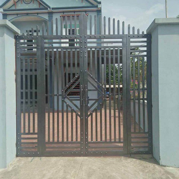 Những mẫu cổng nhà đẹp đơn giản nhưng hiện đại và sang trọng nhất 2020 ảnh 2 Những mẫu cổng nhà đẹp đơn giản nhưng hiện đại và sang trọng nhất 2020 ảnh 2