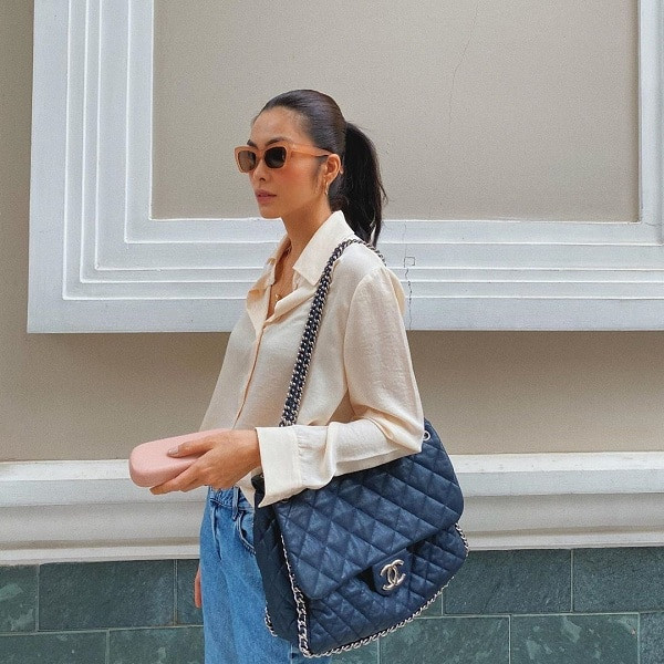 Gu thời trang khác nhau "một trời một vực" giữa Hà Tăng và em chồng Tiên Nguyễn ảnh 2