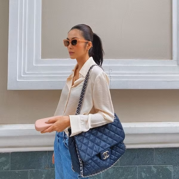 Gu thời trang khác nhau "một trời một vực" giữa Hà Tăng và em chồng Tiên Nguyễn ảnh 2