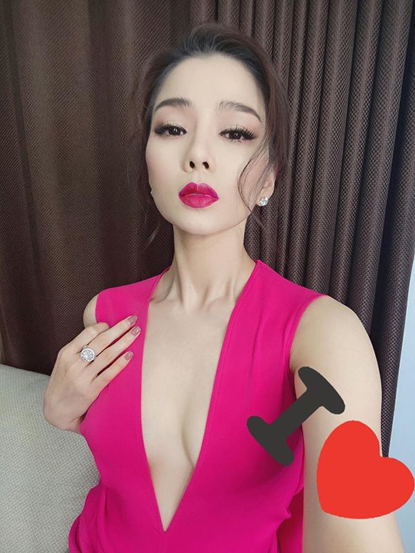 Ở nhà tránh dịch, Lệ Quyên thực hiện 4 “không” để giữ gìn nhan sắc trẻ đẹp ảnh 4 Ở nhà tránh dịch, Lệ Quyên thực hiện 4 “không” để giữ gìn nhan sắc trẻ đẹp ảnh 4