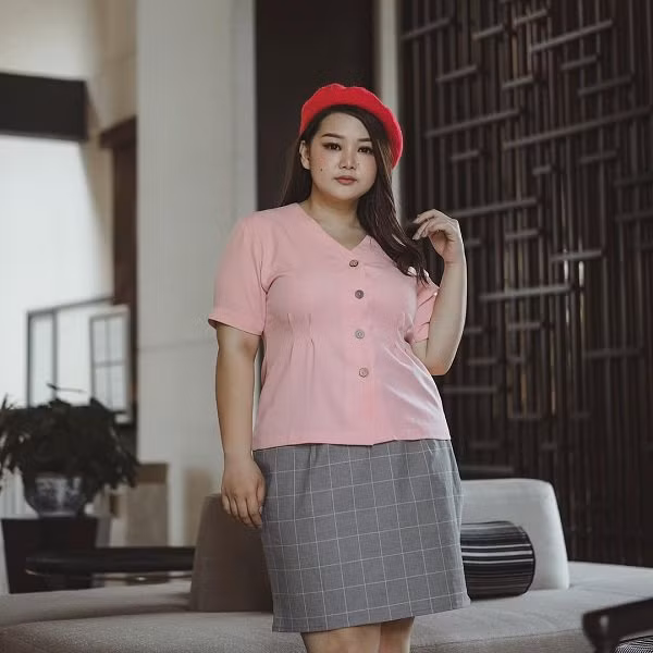 Những mẫu áo nàng nên sắm ngay để ghi điểm ngày đi làm trở lại ảnh 13