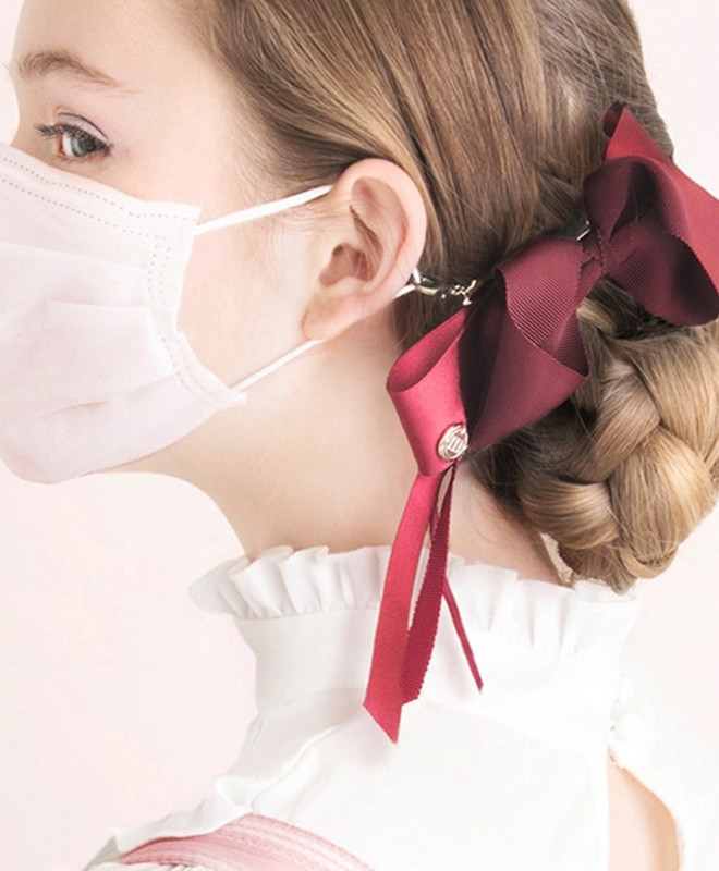 Mẹo đeo khẩu trang vừa đẹp vừa chống đau tai ảnh 2 Mẹo đeo khẩu trang vừa đẹp vừa chống đau tai ảnh 2