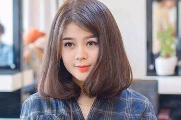 7 kiểu tóc duỗi ngắn đơn giản đủ làm bạn nổi bật hè này ảnh 4