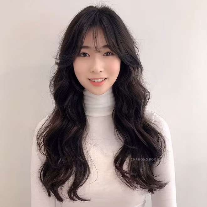 Các nàng mặt dài nên để 4 kiểu tóc sau, vừa trẻ trung lại sang chảnh ảnh 2