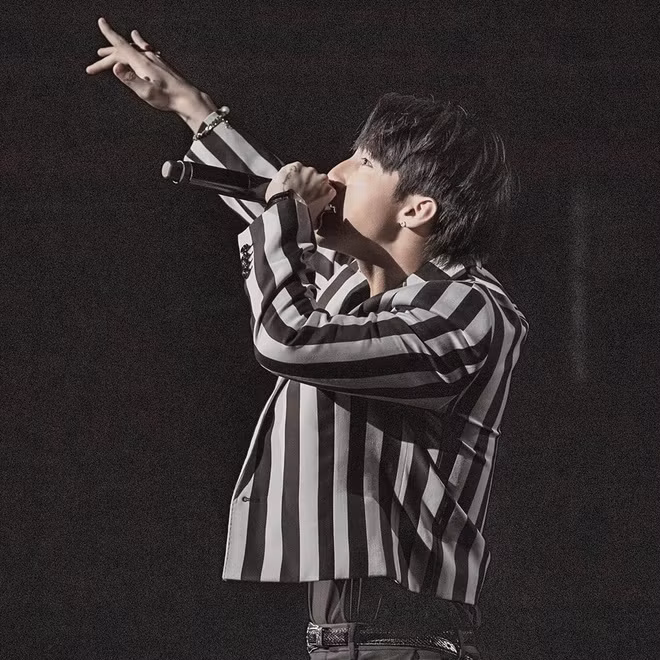 Sơn Tùng M-TP mặc đồ thế nào để trông cao hơn 1,70m? ảnh 7