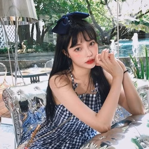 Những kiểu tóc buộc nửa đầu dễ thương quá đỗi, giúp nàng dịu dàng trong mắt ai kia ảnh 12