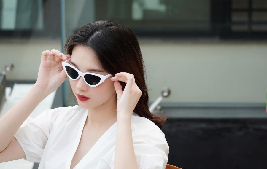 Thời trang giấu bụng bầu tinh tế của Hoa hậu Đặng Thu Thảo ảnh 3