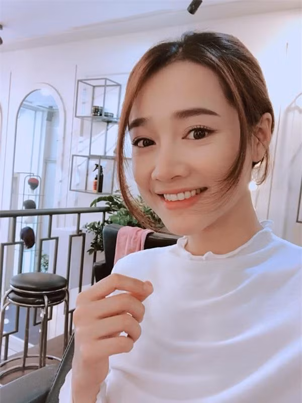 Xinh đẹp như Nhã Phương vẫn có một khuyết điểm khó có thể khắc phục ảnh 3