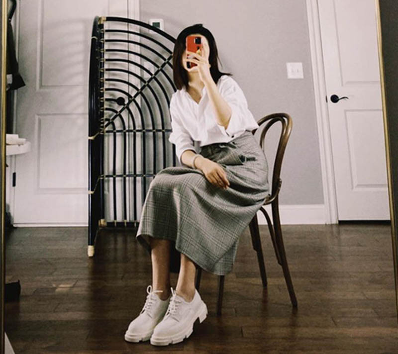 Chỉ cần 10 item này trong tủ đồ, nàng công sở thừa sức mặc đẹp và chuẩn thanh lịch