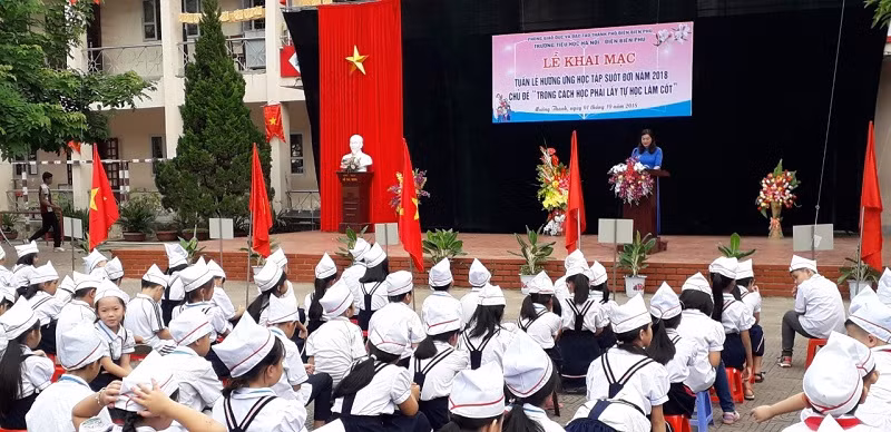 Chọn sách giáo khoa tại vùng khó: Liệu cơm gắp mắm ảnh 1