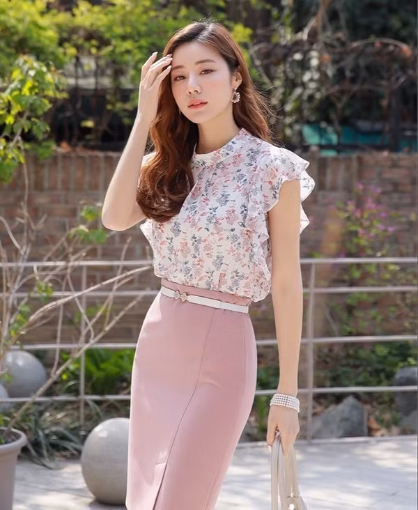 Cách phối đồ họa tiết mùa hè sang mà không "sến" ảnh 8