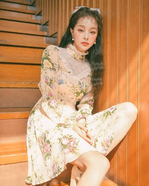 Cách phối đồ họa tiết mùa hè sang mà không "sến" ảnh 14