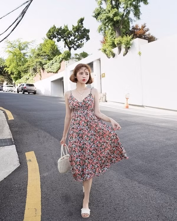 Cách phối đồ họa tiết mùa hè sang mà không "sến" ảnh 13