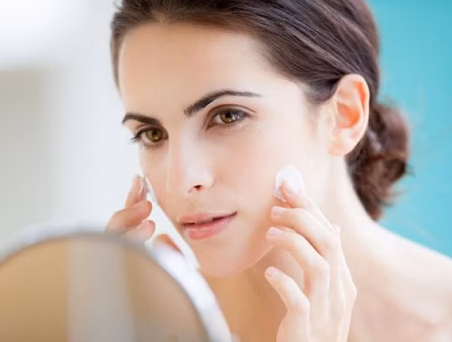 Mẹo thoa kem chống nắng đạt hiệu quả cao nhất ảnh 20