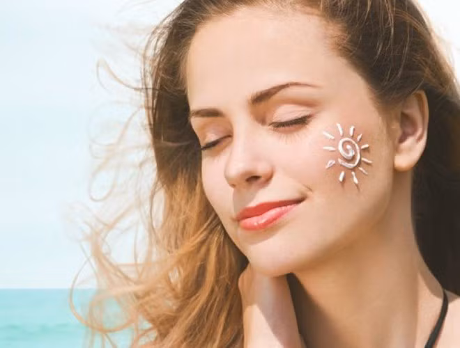 Mẹo thoa kem chống nắng đạt hiệu quả cao nhất ảnh 9