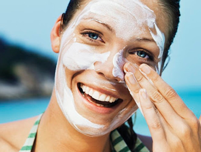 Mẹo thoa kem chống nắng đạt hiệu quả cao nhất ảnh 13