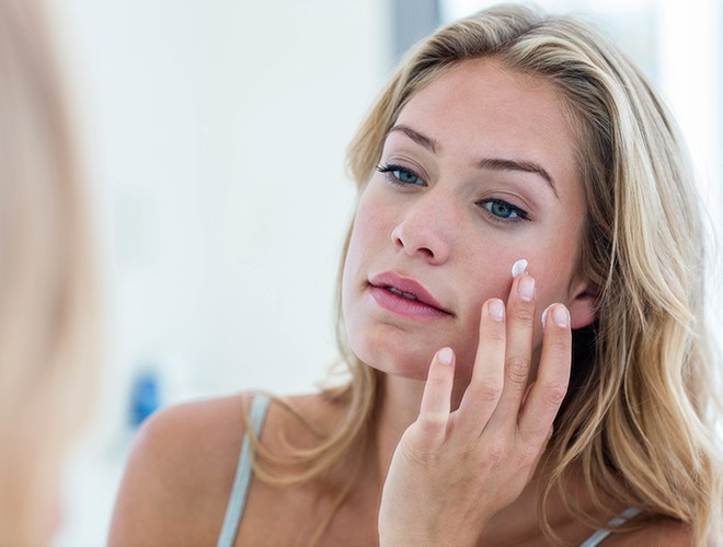 Mẹo thoa kem chống nắng đạt hiệu quả cao nhất ảnh 2