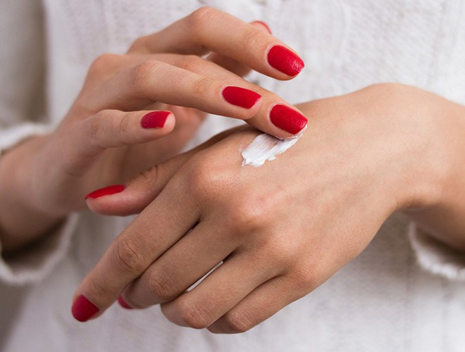 Mẹo thoa kem chống nắng đạt hiệu quả cao nhất ảnh 6