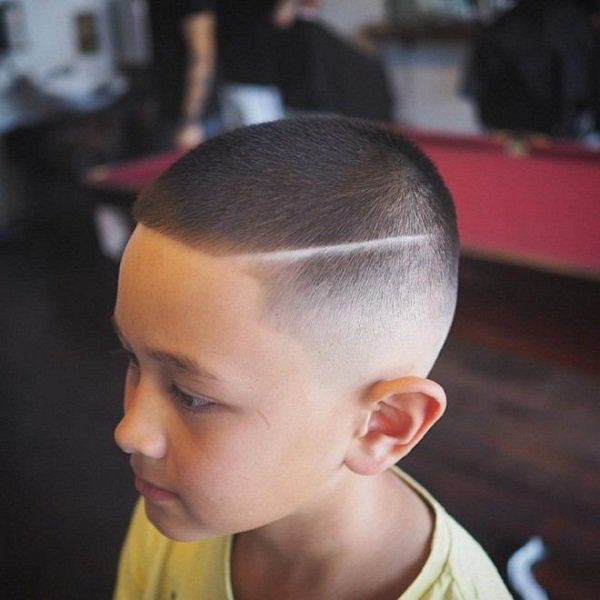 Cắt tóc tại nhà cho bé trai đẹp như soái ca bằng kéo và tông đơ ảnh 13 Cắt tóc tại nhà cho bé trai đẹp như soái ca bằng kéo và tông đơ ảnh 13