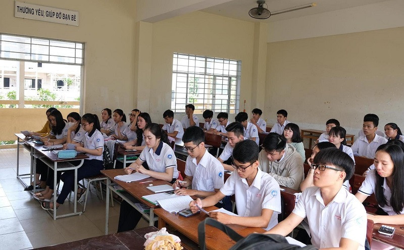 Dồn sức “chống trượt” thi tốt nghiệp THPT cho học sinh yếu