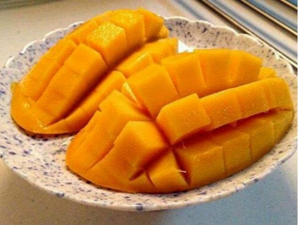 Những loại trái cây không nên cho trẻ nhỏ ăn, đặc biệt là loại cuối cùng!