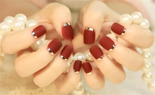 Những mẫu nail gây sốt năm 2020, màu tím vẫn là số 1