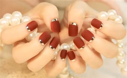 Những mẫu nail gây sốt năm 2020, màu tím vẫn là số 1
