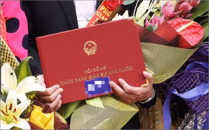 Thực hiện nghiêm minh xét công nhận đạt tiêu chuẩn chức danh GS, PGS